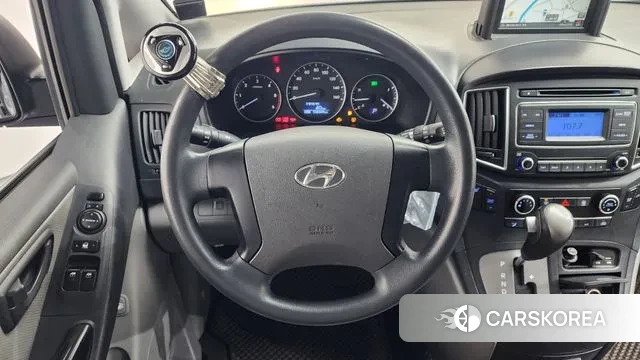 Hyundai Grand Starex 2018 Серебряный из Кореи, фото 4