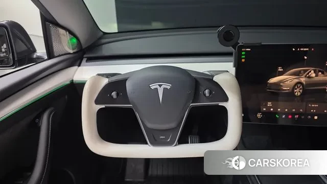 Tesla Model Y 2023 Серый из Кореи, фото 4