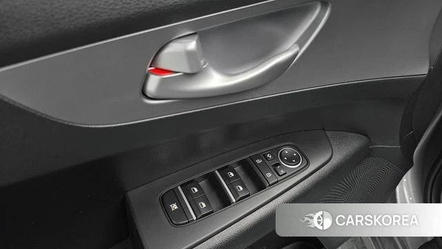 Kia The New K3 2nd generation 2024 Серебристо-серый из Кореи, фото 4