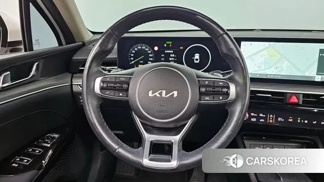Kia The New K5 3rd generation 2023 Белый из Кореи, фото 4