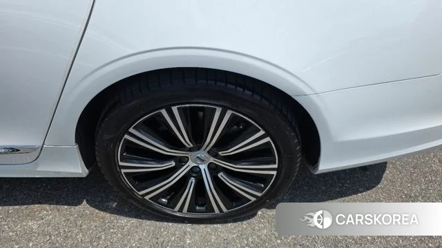 Volvo S90 2023 Белый из Кореи, фото 4