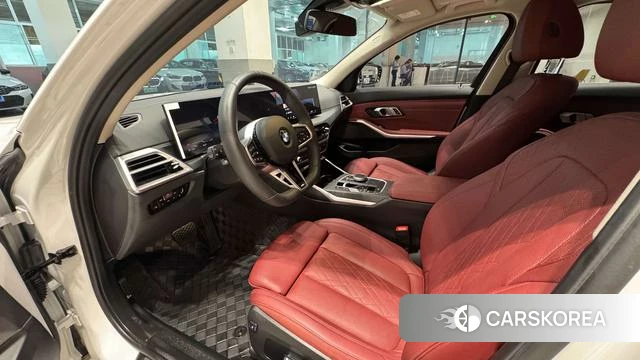 BMW 3 series 2025 Белый из Китая, фото 4