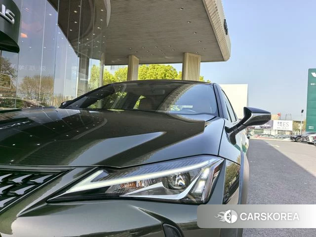 Lexus UX 2022 Зеленый из Китая, фото 4