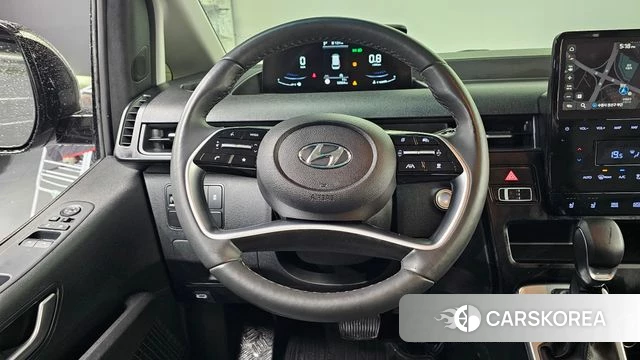 Hyundai Staria 2023 Черный из Кореи, фото 4