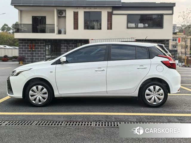 Toyota YARIS L Zhixuan 2021 Белый из Китая, фото 4