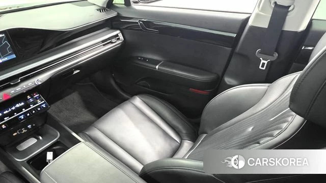 Hyundai Grandeur Hybrid (GN7) 2023 Черный из Кореи, фото 4