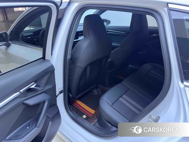 Audi A3 2023 Белый из Китая, фото 4