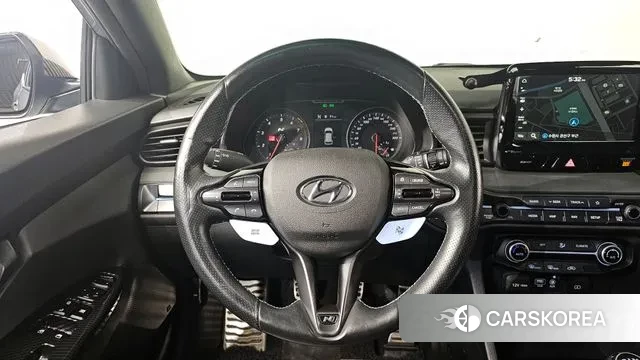 Hyundai Veloster (JS) 2019 Светло-серебряный цвет из Кореи, фото 4