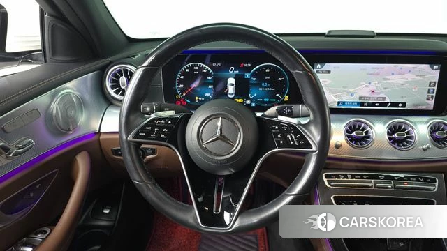 Mercedes-Benz E-Class W213 2021 Белый из Кореи, фото 4
