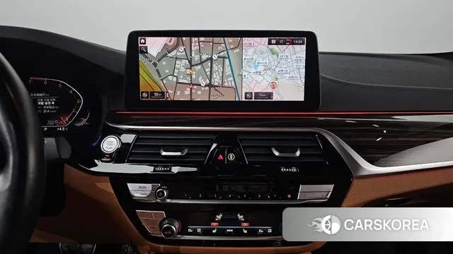 BMW 5 Series (G30) 2021 Черный из Кореи, фото 4