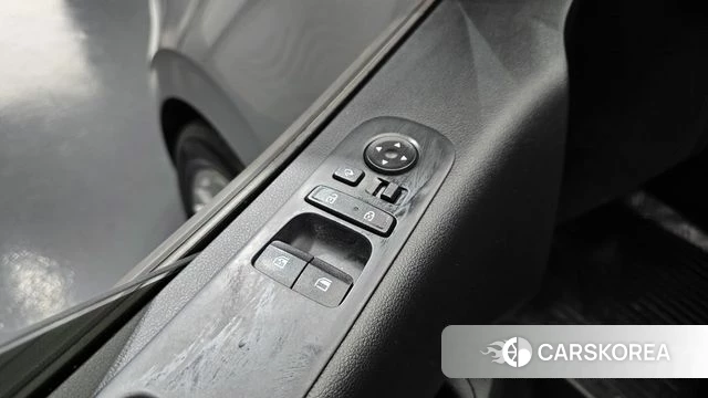 Hyundai Staria 2022 Серебряный из Кореи, фото 4