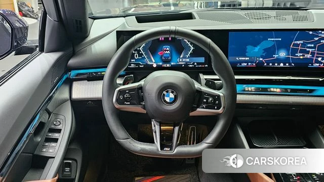 BMW 5 Series (G60) 2024 Черный из Кореи, фото 4