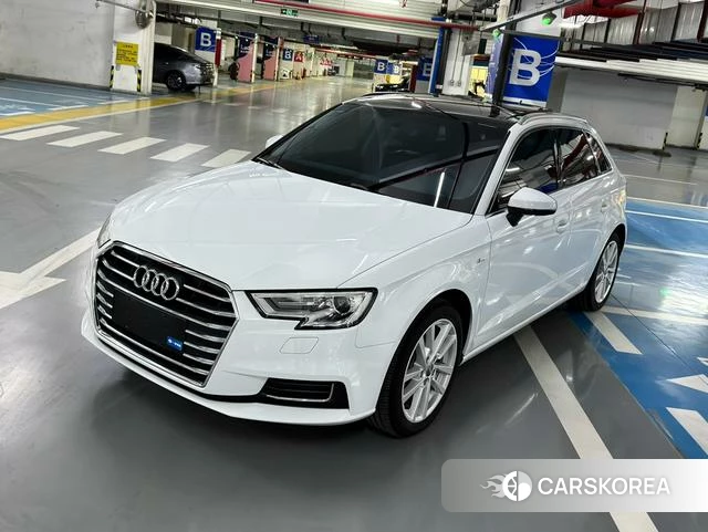 Audi A3 2020 Белый из Китая, фото 4