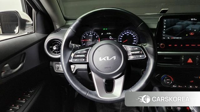 Kia The New K3 2nd generation 2022 Белый из Кореи, фото 4