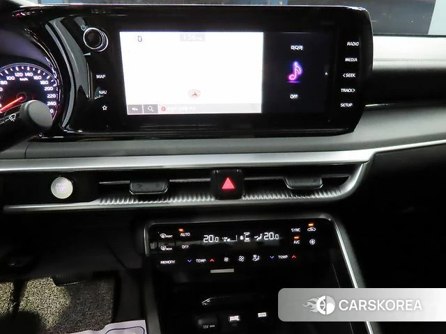 Kia K5 3rd generation 2023 Белый из Кореи, фото 4
