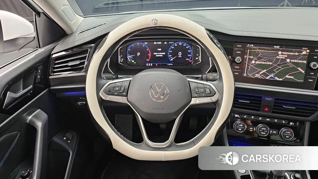 Volkswagen 7th Generation of Jetta 2024 Белый из Кореи, фото 4