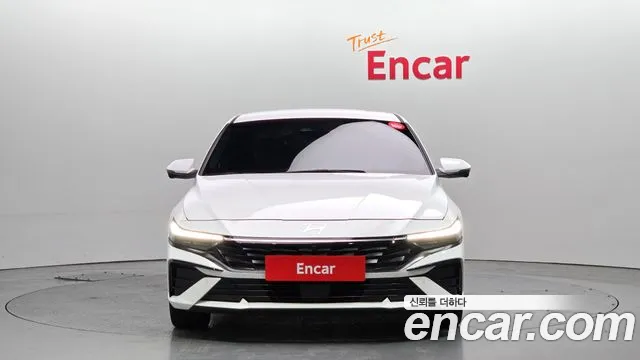 Hyundai The New Avante (CN7) 2024 Белый из Кореи, фото 4