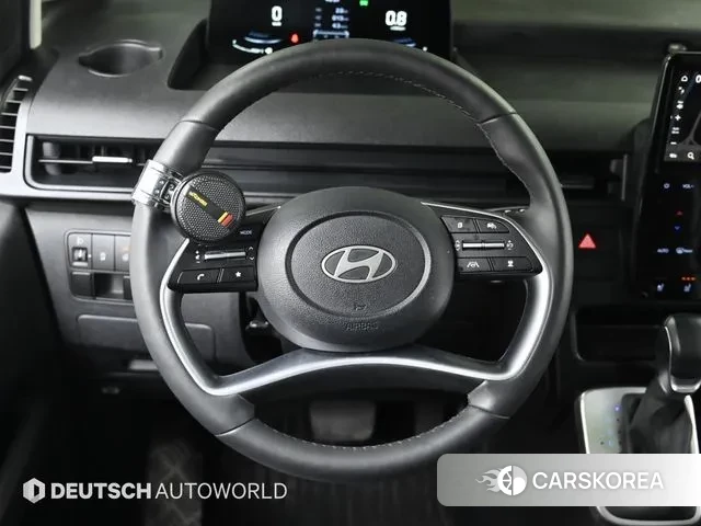 Hyundai Staria 2024 Белый из Кореи, фото 4