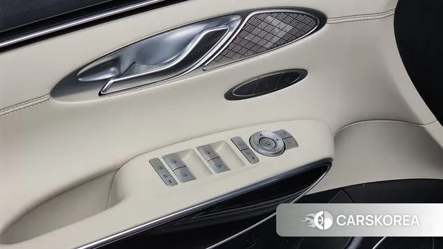 Genesis GV70 2023 Белый из Кореи, фото 4