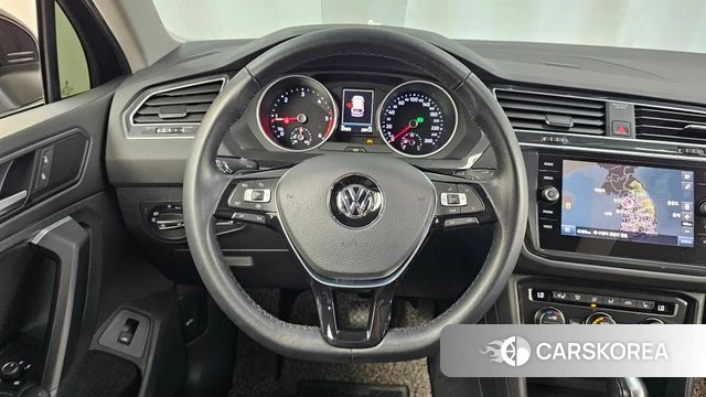 Volkswagen Tiguan second Generation 2020 Черный из Кореи, фото 4