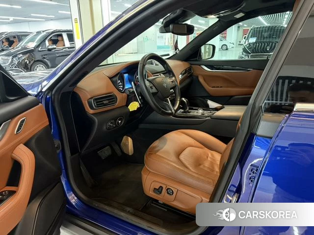 Maserati Levante 2018 Синий из Китая, фото 4