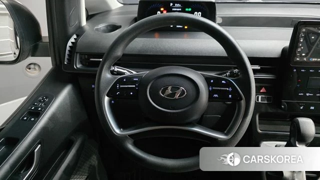 Hyundai Staria 2023 Белый из Кореи, фото 4