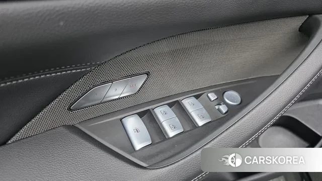 BMW 4 Series (G22) 2025 Черный из Кореи, фото 4