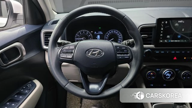 Hyundai Venue 2022 Белый из Кореи, фото 4