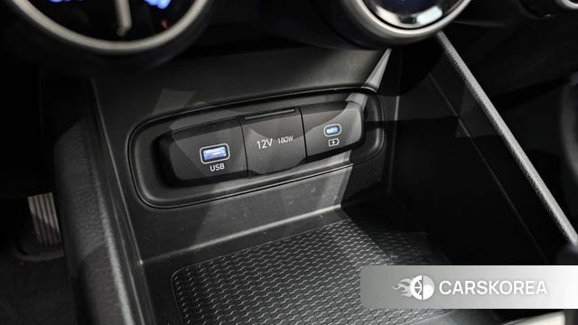 Hyundai Venue 2023 Синий из Кореи, фото 4