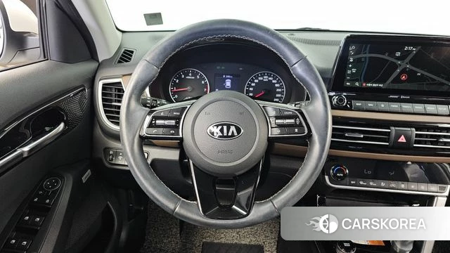 Kia Seltos 2019 Белый из Кореи, фото 4