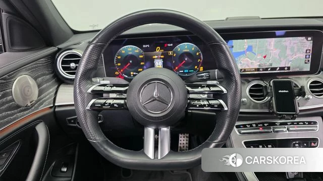 Mercedes-Benz E-Class W213 2022 Серый из Кореи, фото 4
