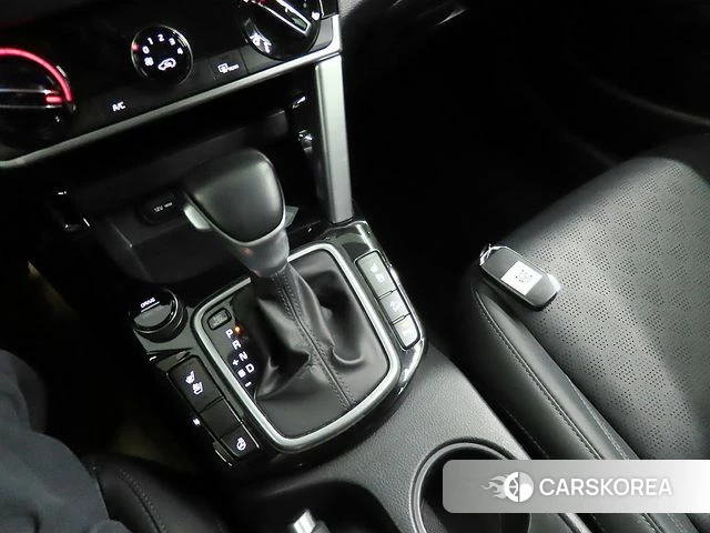 Kia Seltos 2021 Белый из Кореи, фото 4