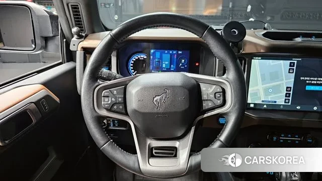 Ford Bronco 6th Generation 2023 Черный из Кореи, фото 4