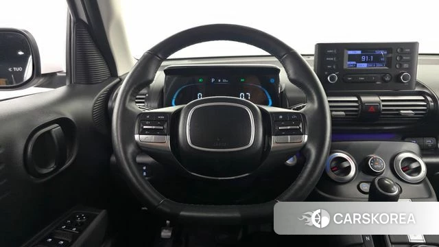 Hyundai Casper 2023 Белый из Кореи, фото 4