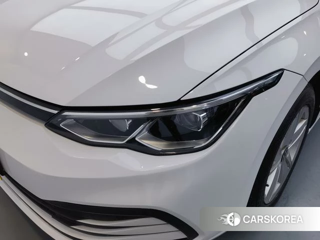 Volkswagen Golf 2023 Белый из Китая, фото 4