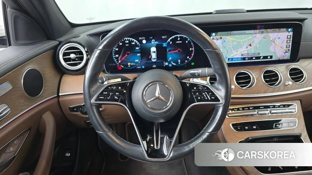 Mercedes-Benz E-Class W213 2021 Белый из Кореи, фото 4