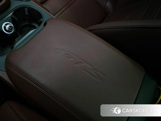 Porsche Cayenne (PO536) 2025 Черный из Кореи, фото 4