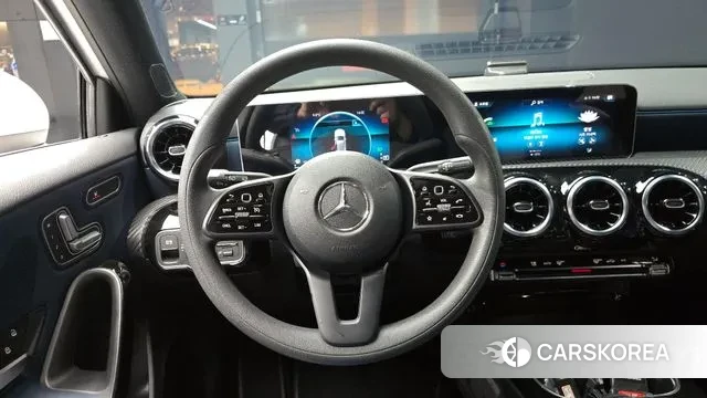 Mercedes-Benz A-Class W177 2019 Белый из Кореи, фото 4