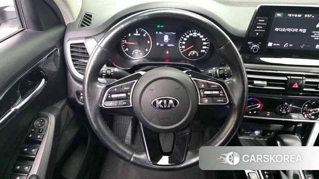 Kia Seltos 2019 Белый из Кореи, фото 4
