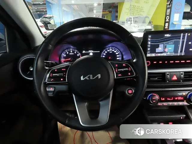 Kia The New K3 2nd generation 2022 Белый из Кореи, фото 4