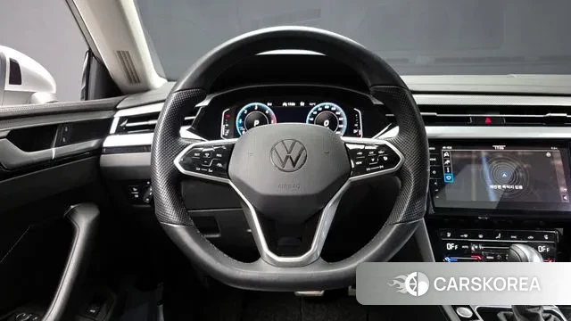 Volkswagen Arteon 2022 Белый из Кореи, фото 4