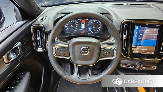 Volvo XC40 2022 Черный из Кореи, фото 4