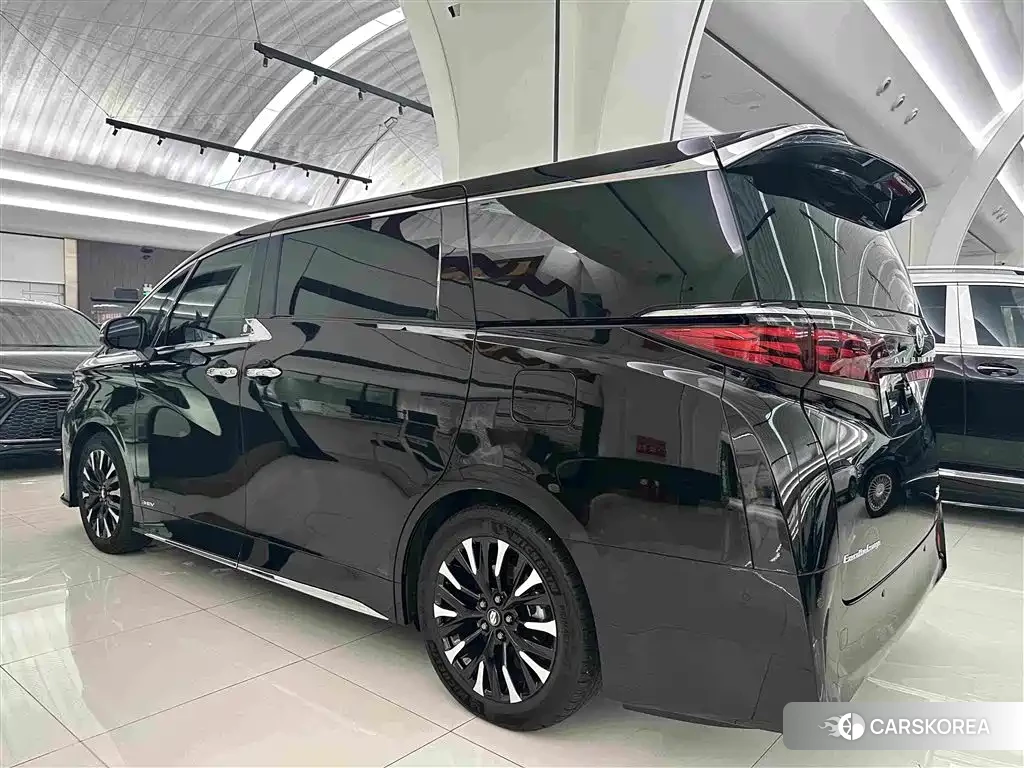 Toyota Elfa 2025 Черный из Китая, фото 4