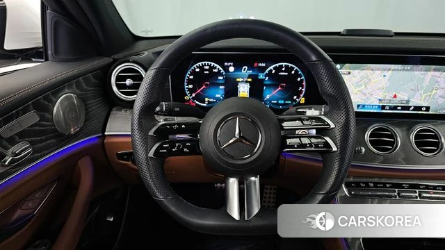 Mercedes-Benz E-Class W213 2021 Белый из Кореи, фото 4