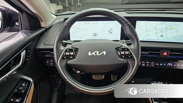 Kia EV6 2022 Серебристо-серый из Кореи, фото 4