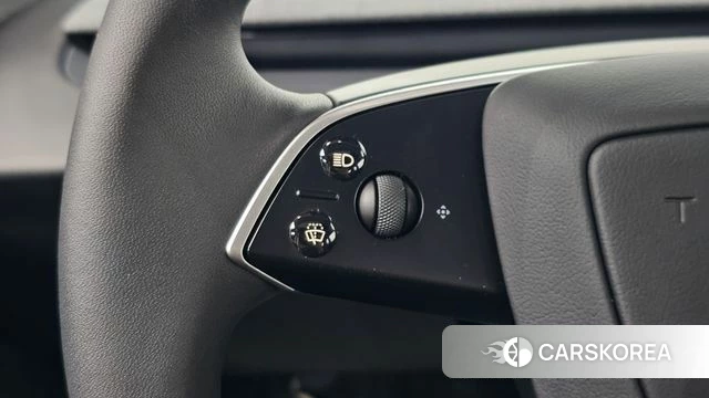 Tesla Model 3 2025 Серый из Кореи, фото 4