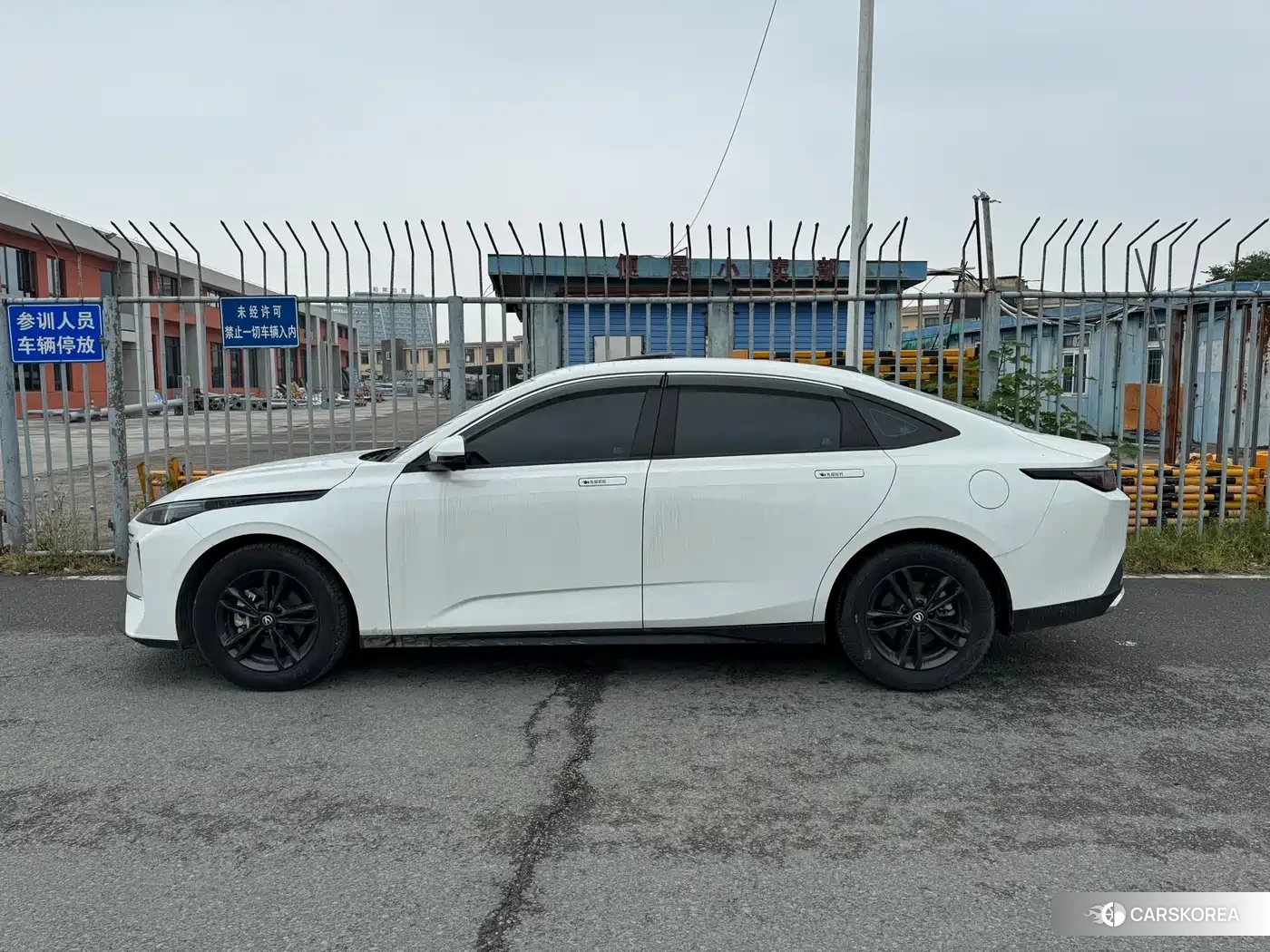 Chang'an Yida 2023 Белый из Китая, фото 4