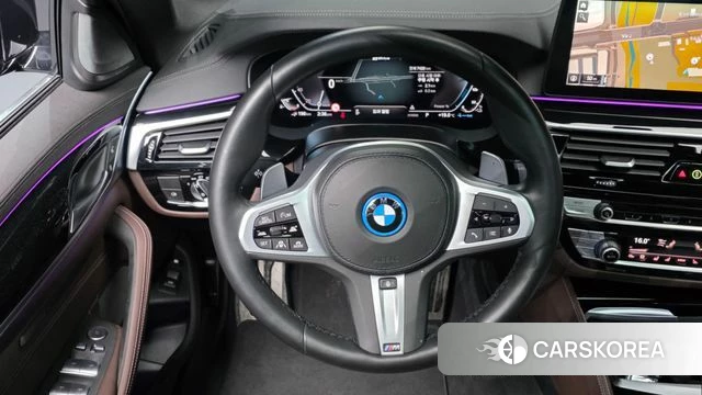 BMW 5 Series (G30) 2022 Черный из Кореи, фото 4