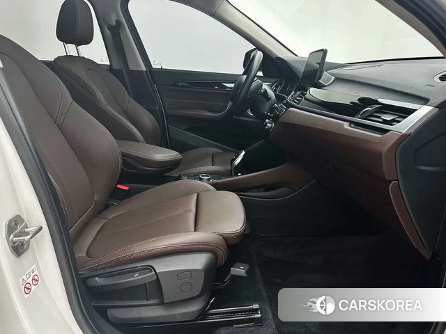 BMW X1 2021 Белый из Китая, фото 4