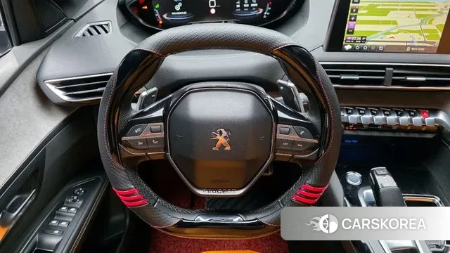 Peugeot 5008 second generation 2018 Белый из Кореи, фото 4